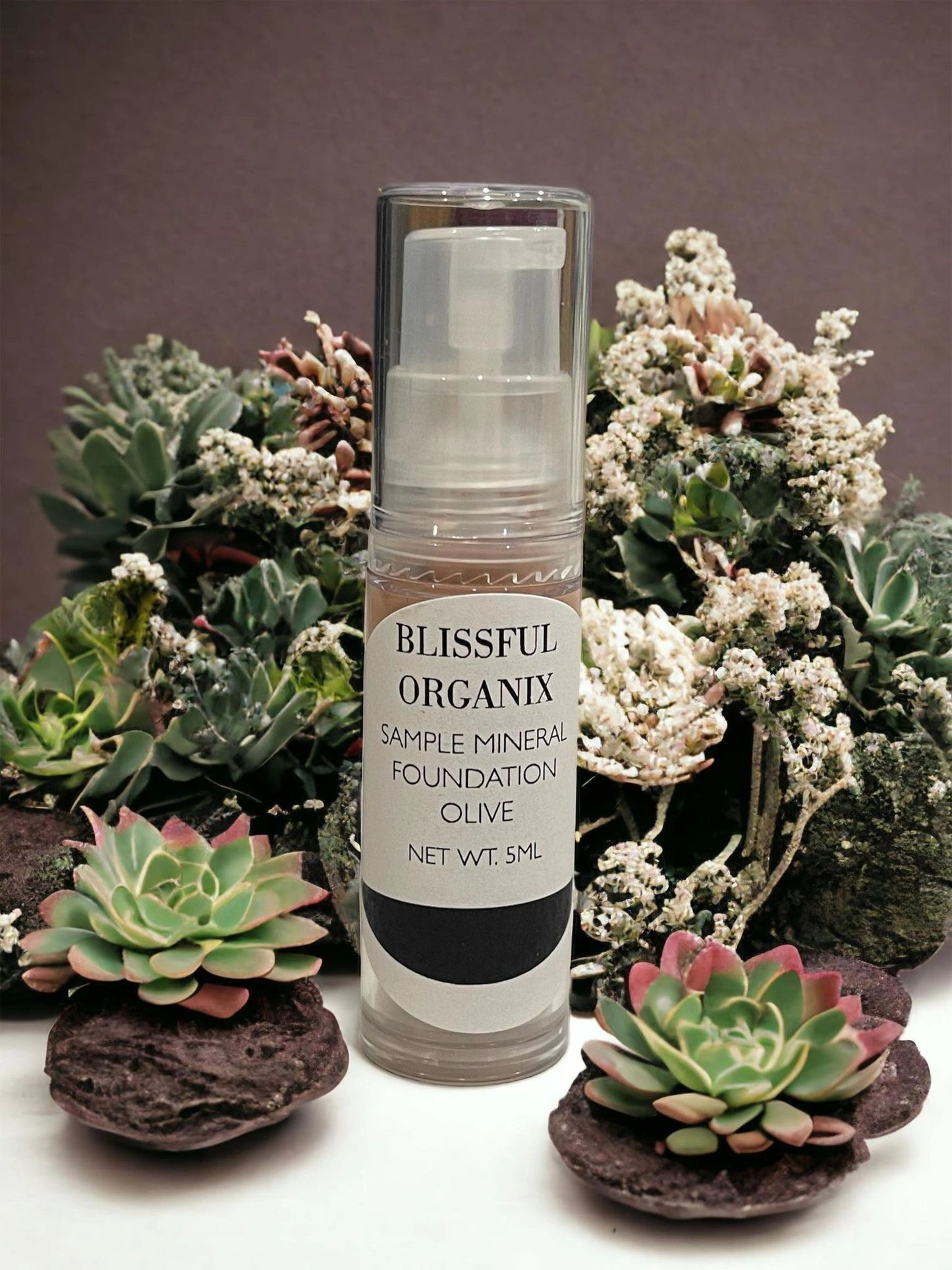 Blissful Organix Sample Foundation 5 Ml 35 Pump Container